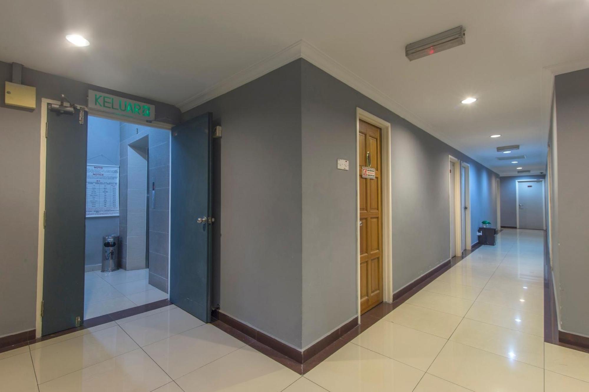 Oyo 761 City Hotel Kuala Lumpur Exterior photo